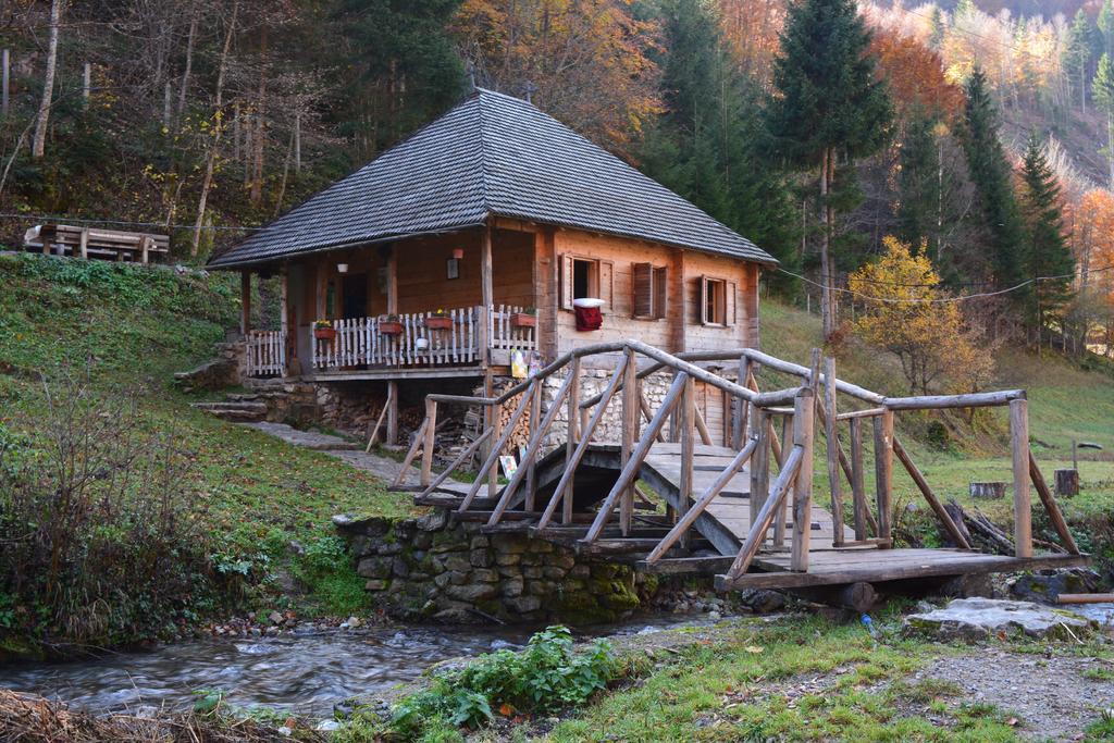 Farmstay Oka i Po Berane Exteriör bild